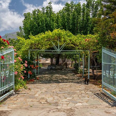 Tranquil Stone Garden House Kalos Exterior foto